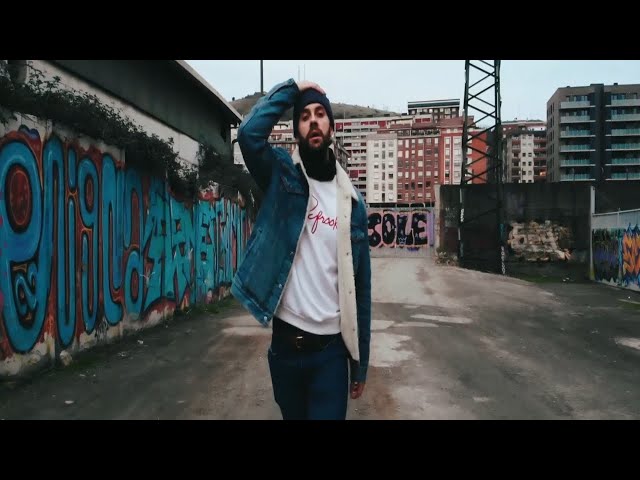 Jonbe - RISAS 😠 [Official Music Video]