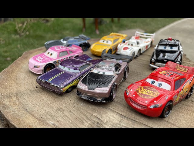 Looking Lightning McQueen toys / Disney Pixar Cars / Shu Todoroki, Boost, Ramone, Jackson Storm