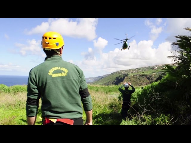 Himno del Servicio Aéreo de la Guardia Civil - UATF