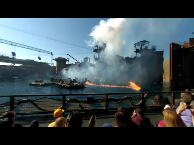 3D NEW Waterworld Stunt Show 2018 with Plane Crash at Universal Studios Hollywood VR180