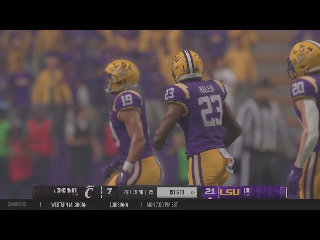 College Football 25 Big Hit