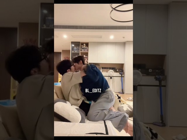 [BL] 😳🙈 #douyin #couple #bl #tiktok