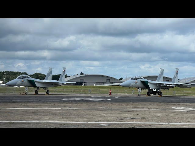 Farnborough Air show - 360 degree flip military aircraft.