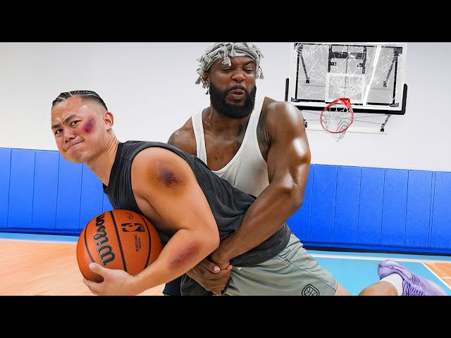 Cash vs Kenny Chao In Brutal 1v1 Basketball Game!