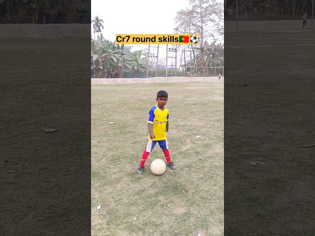 Cr7 crazy round skills 🇵🇹✅ #cr7shots #viral #reels #bestskills #football  #soccer #footballskills #