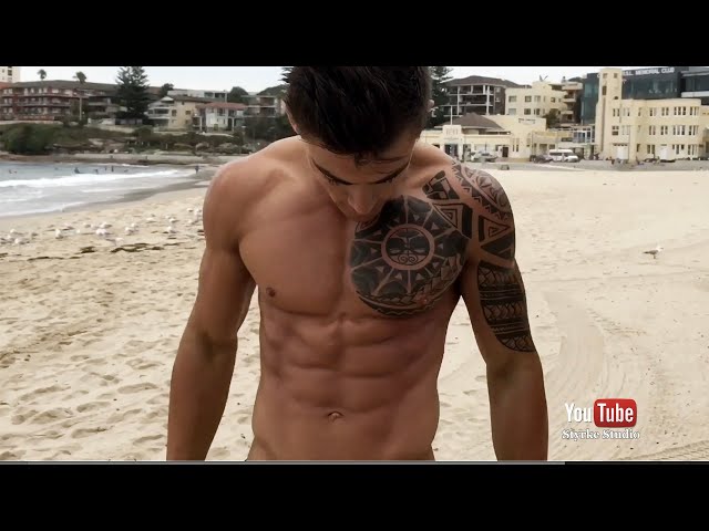 Teen Fitness Model Aussie Beach Muscle Flexing Swimsuit Shoot Zac Lomas Styrke Studio #fitness #abs