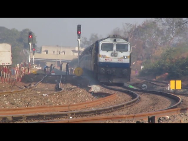 3 in 1 early morning trains via Hubli | Pure EMD action