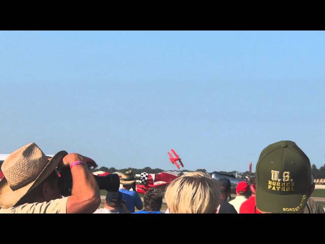 Sean D. Tucker with the Oracle Challenger bi-plane at AirVenture Oshkosh 2012