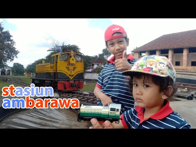 Stasiun Ambarawa Lihat Kereta Uap di Musium Kereta Api Ambarawa