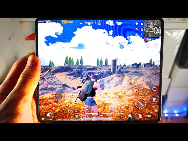 Samsung Galaxy Z Fold 4 PUBG TEST | Graphics, FPS, Battery Drain & Gameplay! [PUBG Mobile]