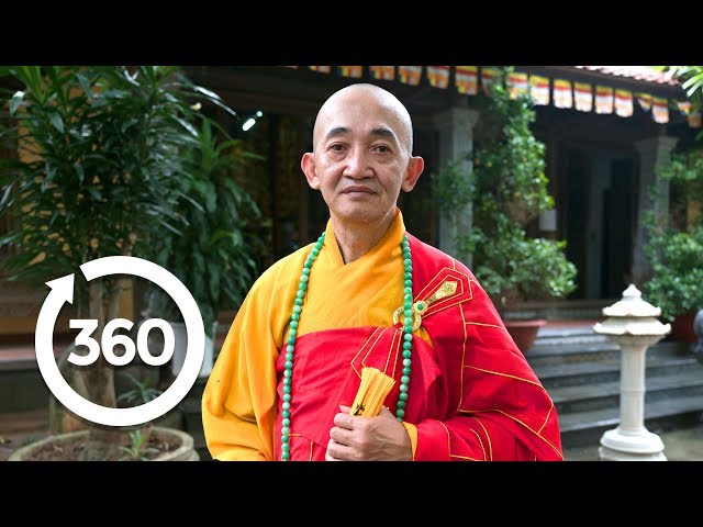 Meditate with a Buddhist Monk | Hanoi, Vietnam 360 VR Video | Discovery TRVLR