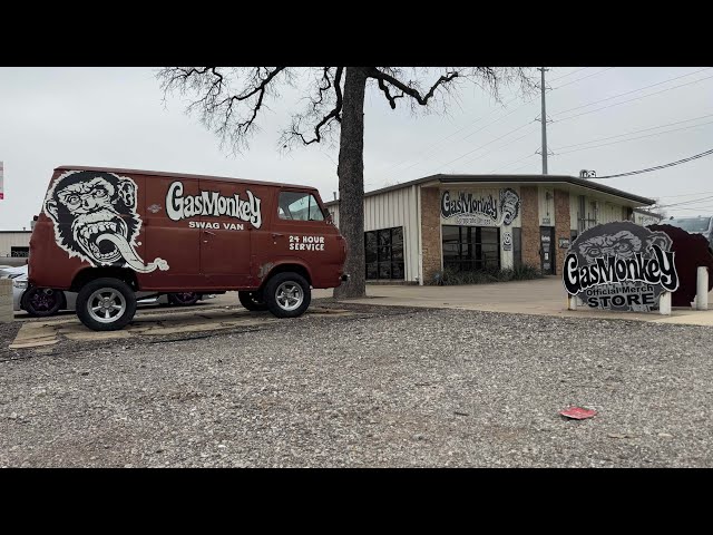 Gas Monkey Garage full tour ….. GYSOT