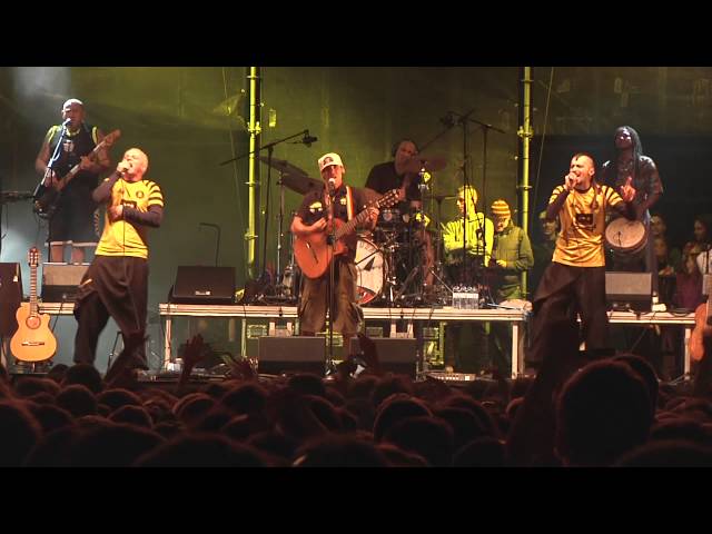 Manu Chao - Politik Kills (Live @Esperanzahfestival 2015)