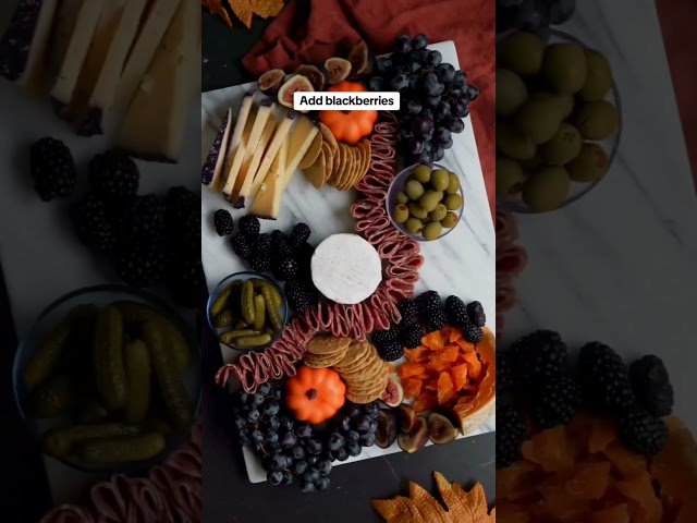 Halloween House: Halloween Charcuterie Board #recipe #charcuterie #halloween #spookyseason #food