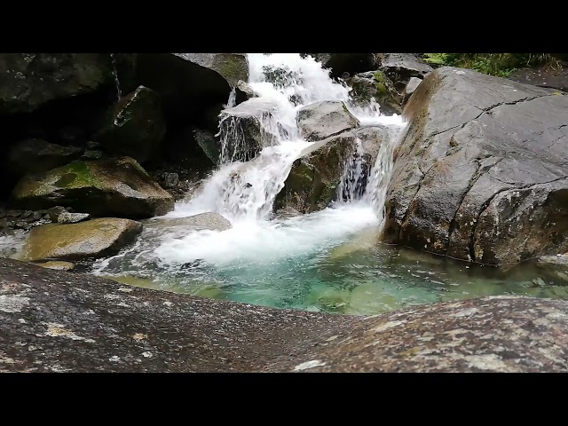 Amazing Nature Water flow sound for relaxation, instant sleep, meditation and Stress relieve.