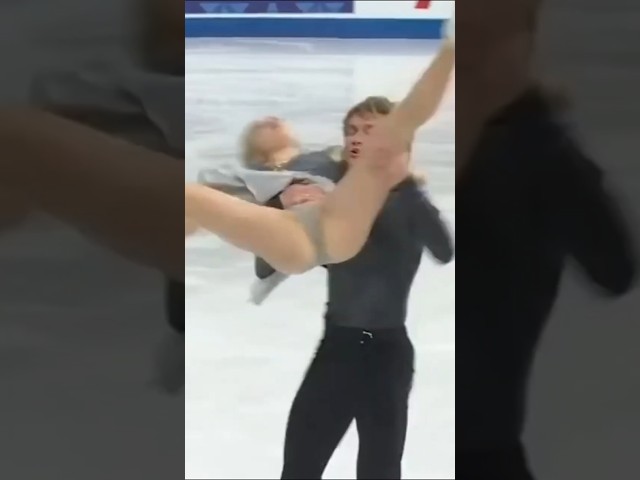 Breathtaking American-Russian Ice Dance Duo (Lea Neset & Markelov) #eyecatchup #iceskating #shorts