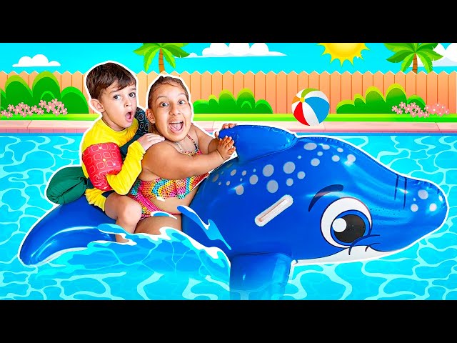 Maria Clara MC Divertida and JP on a Family Adventure in the Pool - Família MC Divertida