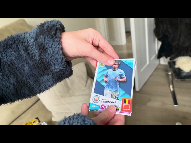 Some more football pack opening