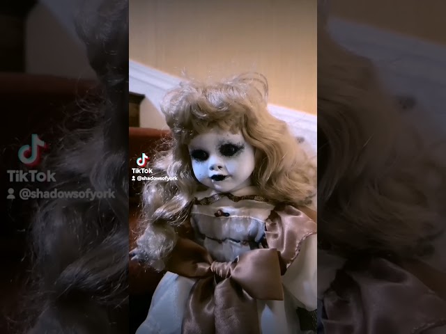 Halloween Story. Lucy and the Doll