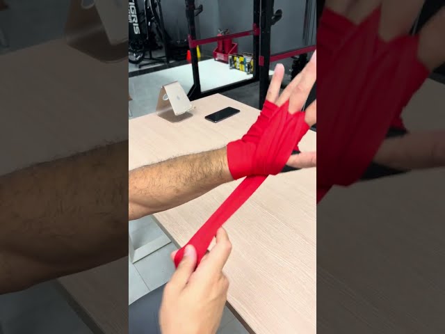 How to Properly Wrap Your Hands for MMA / Boxing (Short Wraps -- 250 cms/99 inches)