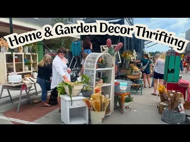 THRIFT with US at IOWA's Vintage Market // Thrifting for the Home and Garden!