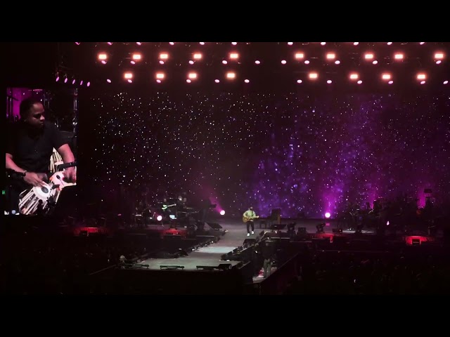 Kalank (Title Track) - Arijit Singh Performs live in Sydney