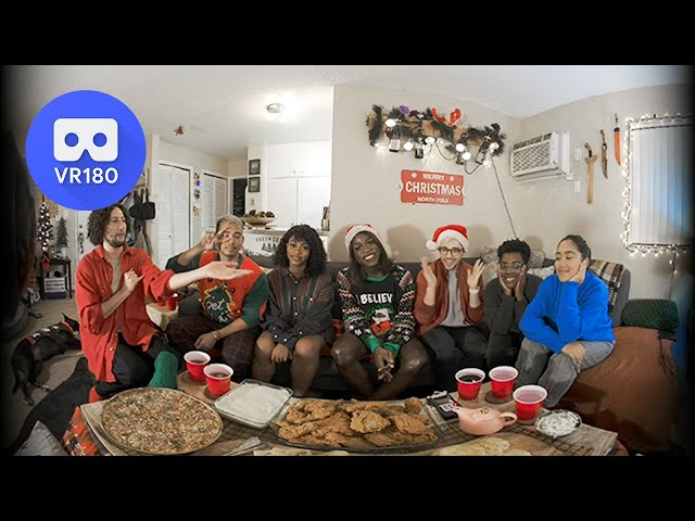 A Christmas MUKBANG in VR!! (mac 'n' cheese, fried chicken, biscuits, mashed potatoes)