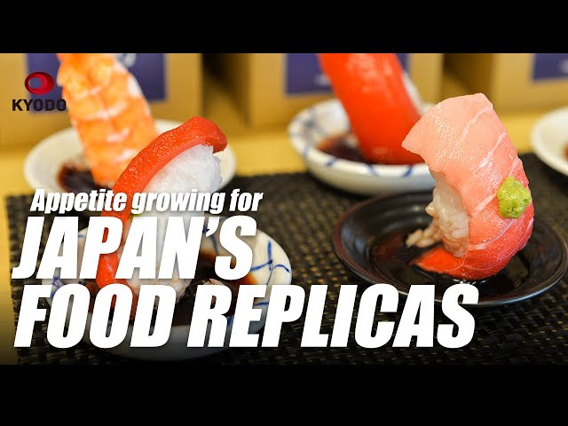 Appetite for Japan's food replicas growing among foreign tourists