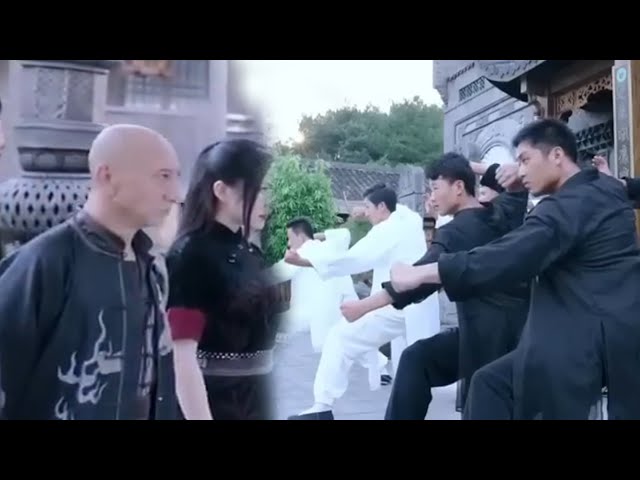 江湖高手踢馆太极拳，谁料太极宗师一掌秒杀江湖高手#movie #功夫 #電影 #中國功夫 #武侠 #熱門 #kungfu  #kungfucinema #少林寺