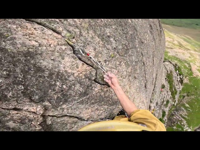 POV Rock Climbing | Whit's End Direct | E1 5b *** | Gimmer Crag | Lake District Trad Climbing