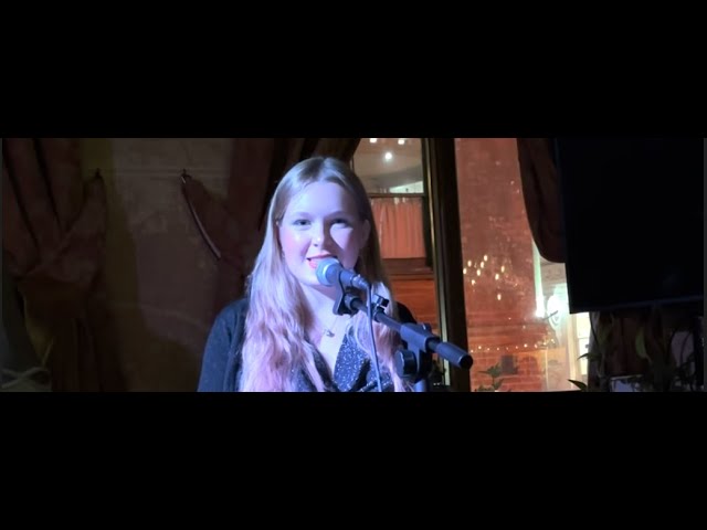 'I Bet' - original song, live at The Queens Head