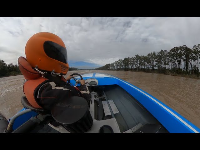 Onboard Barra Powered Race Boat - The Speed Shed