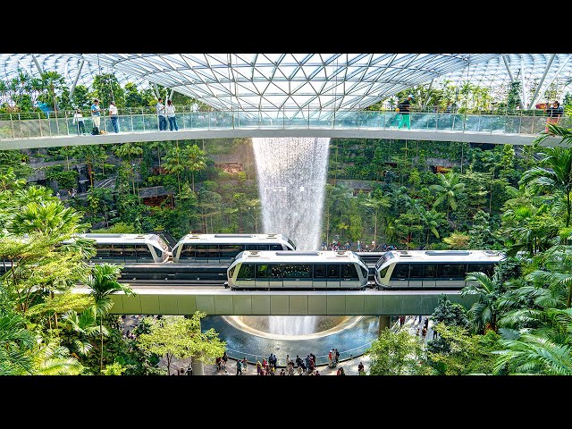 🇸🇬 One of the Best Airport In The World: Singapore Changi Airport | Walking Tour 4K HDR