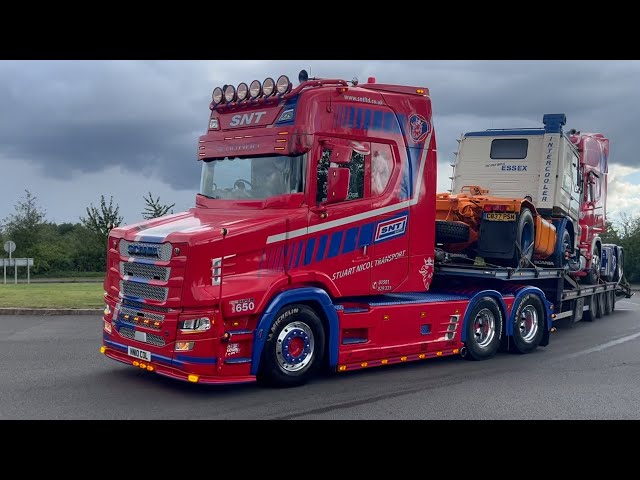 Retro Truck Show 2024 🇬🇧 Warwick UK | Part 1 Scania V8, DAF, Volvo, Renault open pipes sound