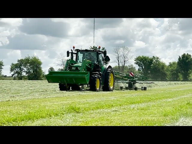 McHale Rakes Demo Day Centralia, Missouri Farm