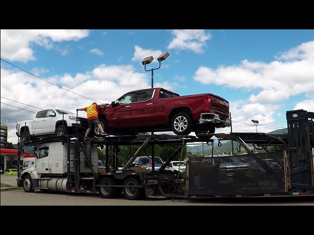 AUTO TRANSPORT CARRIER: GM DEALERSHIP UNLOAD / 2022 CHEVROLET, GMC & BUICK VEHICLES / EP #15