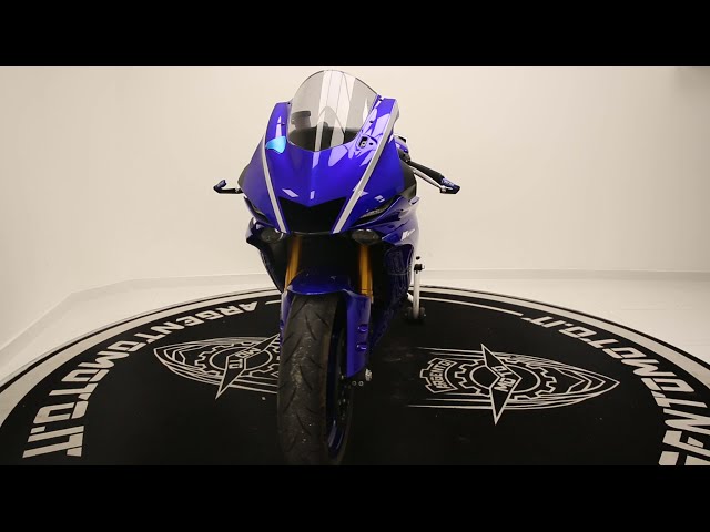 YAMAHA R6