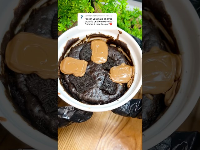 "DESSERT IN A FLASH! ⚡️🍰 1-Minute Microwave Oreo Mug Brownie Recipe! 🍪👌"#shorts #viral #trending