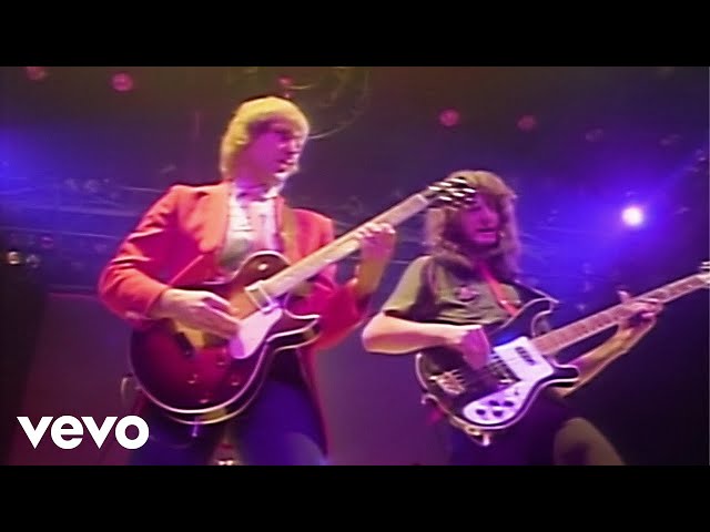 Rush - Closer To The Heart (Live From The Montreal Forum / 1981)