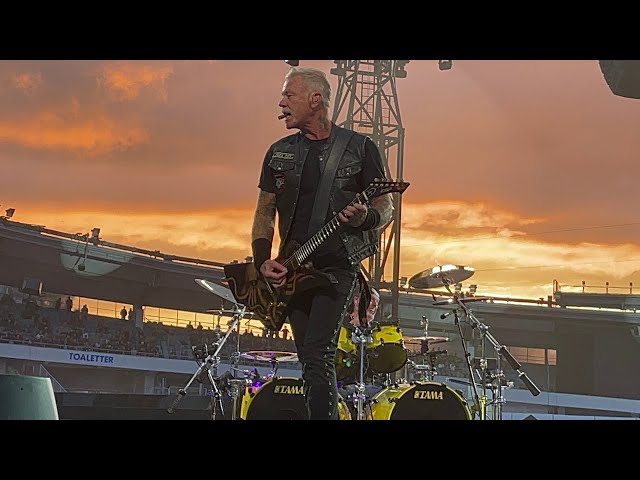 Metallica Live Vlog - Front Row Highlights - M72 World Tour 2023 - Night 2