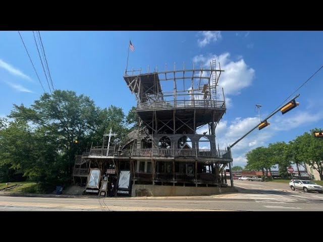 The Texas Bucket List - The Deck in San Augustine