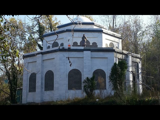 New tombs in jandathi rawalakot azad kashmir Pakistan | Sardar Tanveer ilyas mother tomb work video