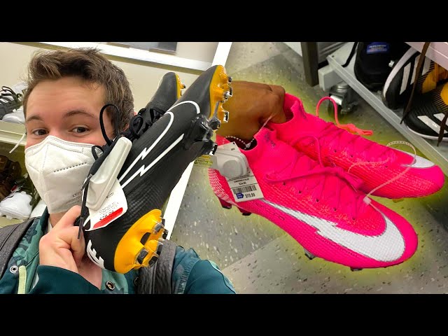 SO Many Mercurials in CANADA! My BEST Soccer Cleat Deal Hunt Yet?!