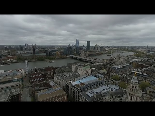 St. Paul's Cathedral - Outside Golden Gallery VR180