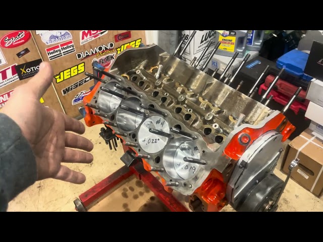 Old nascar engine ., race engine secrets exposed and update on the 372ci sbc Ice racing engine build