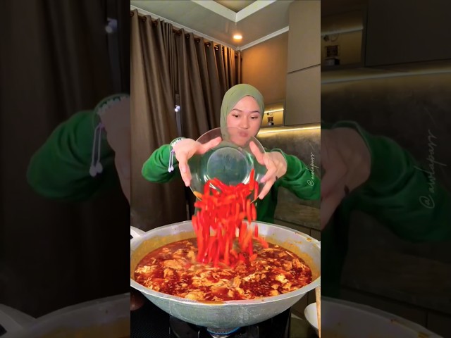 EDISI MAKAN BESAR IBU IBU KOMPLEK 🤤 #shorts #kuliner