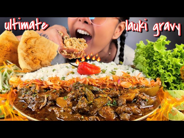 COOKING & EATING TASTY LAUKI KI GRAVY WITH MATAR CHAWAL, PAPAD, ACHARI PYAZ & BHOOTJOLOKIA MUKBANG