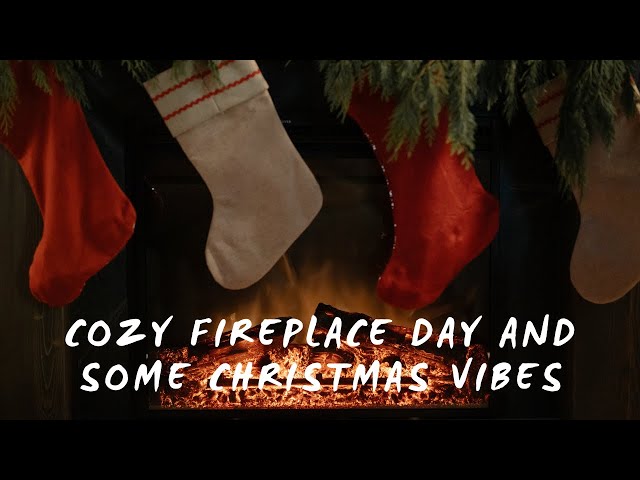 Cozy Fireplace Day together with some Christmas Vibes🔥🎵🎅🏽🎄