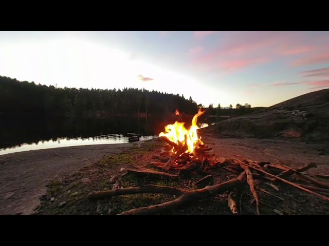 Campfire by the lake VR