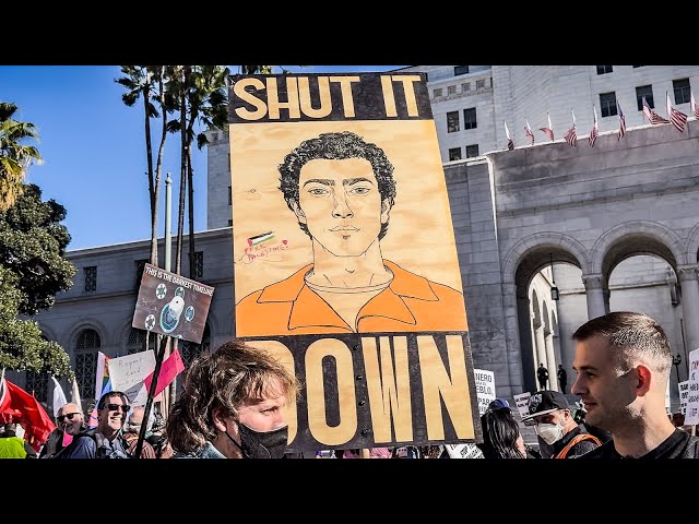 Thousands of Anti-Capitalists Rally Against Trump in Los Angeles During Second Inauguration